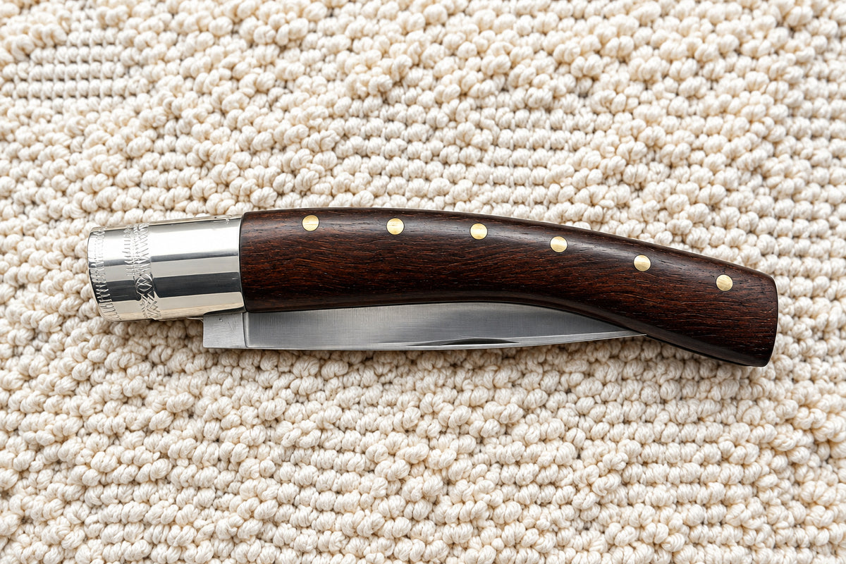 Pattadese con anima decorata in legno di ebano lama 11 cm