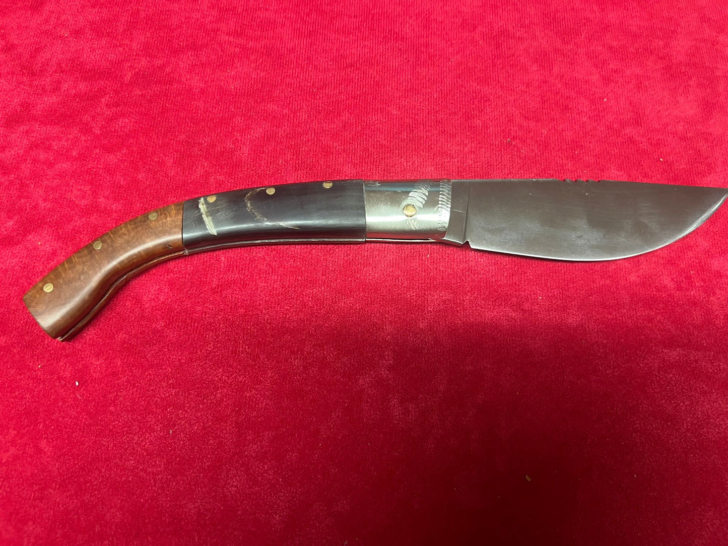 Coltello arburesa con anima,lama 10,5 CM,impugnatura in corno di montone