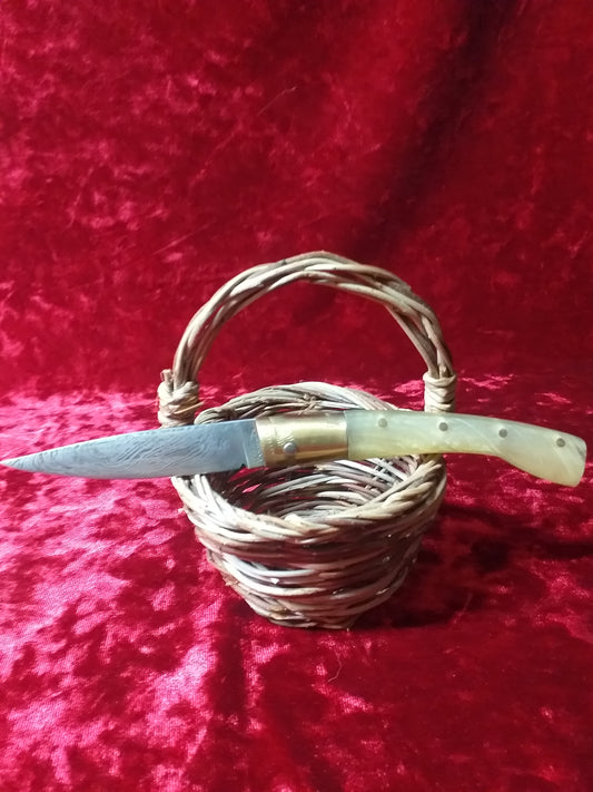 Coltello pattadese con anima ,lama 8,5 damascata ,impugnatura in  corno di montone