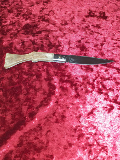 Coltello pattadese lama 10 CM ,impugnatura a forma di fucile in corno di capra