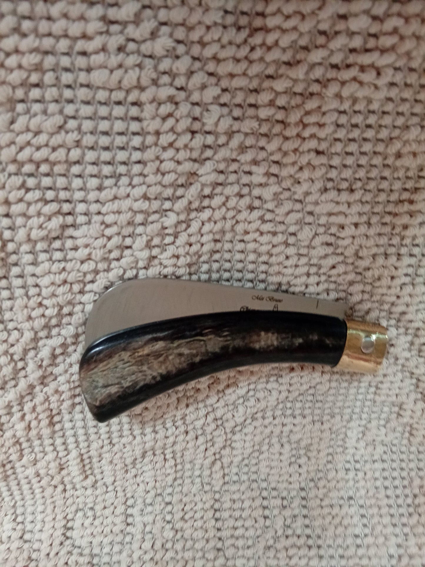 Coltello roncola lama 9,5 CM impugnatura in corno di capra