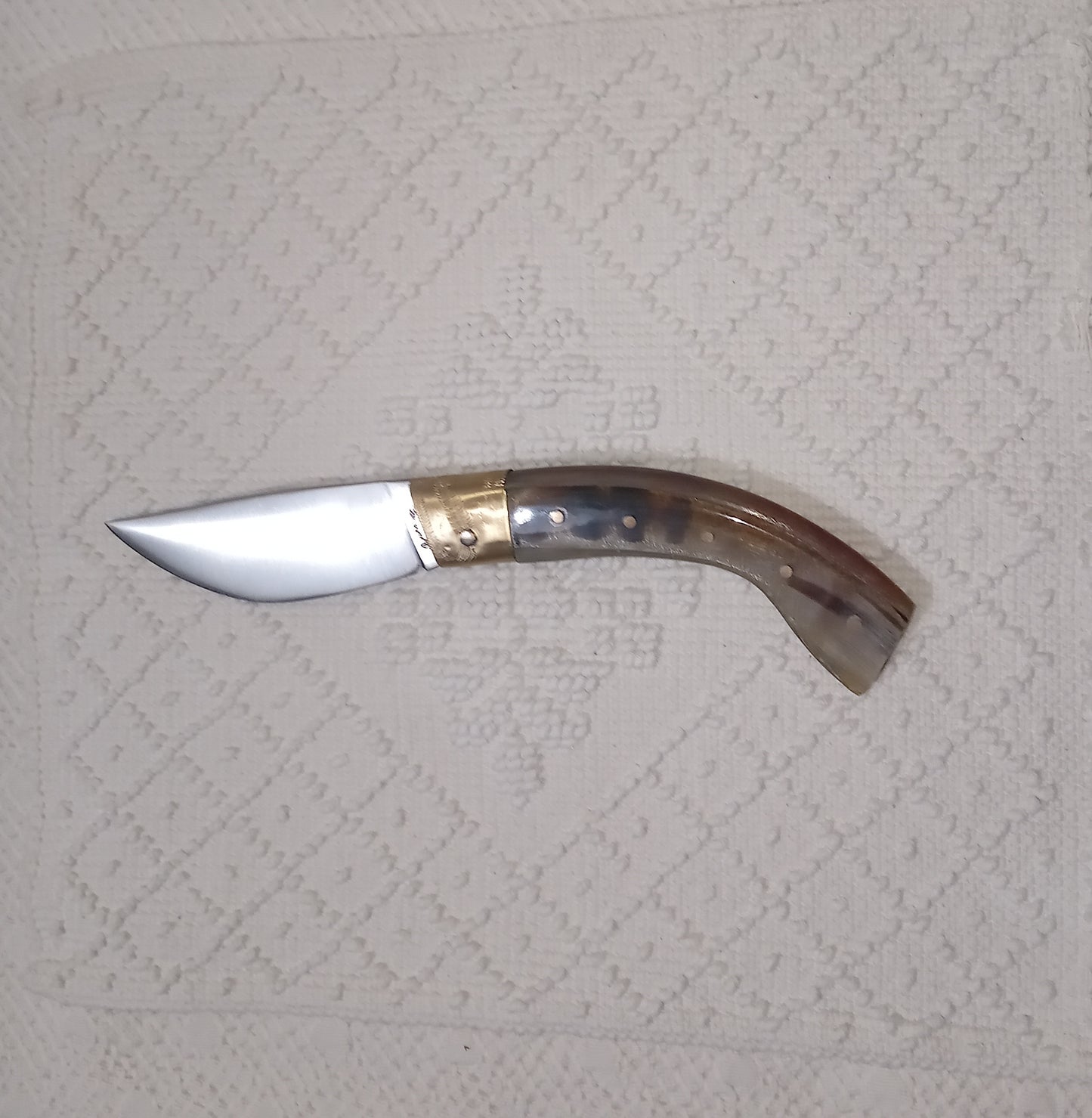 Coltello arburesa  lama 9.5 impugnatura doppio stratto di corno di bufalo