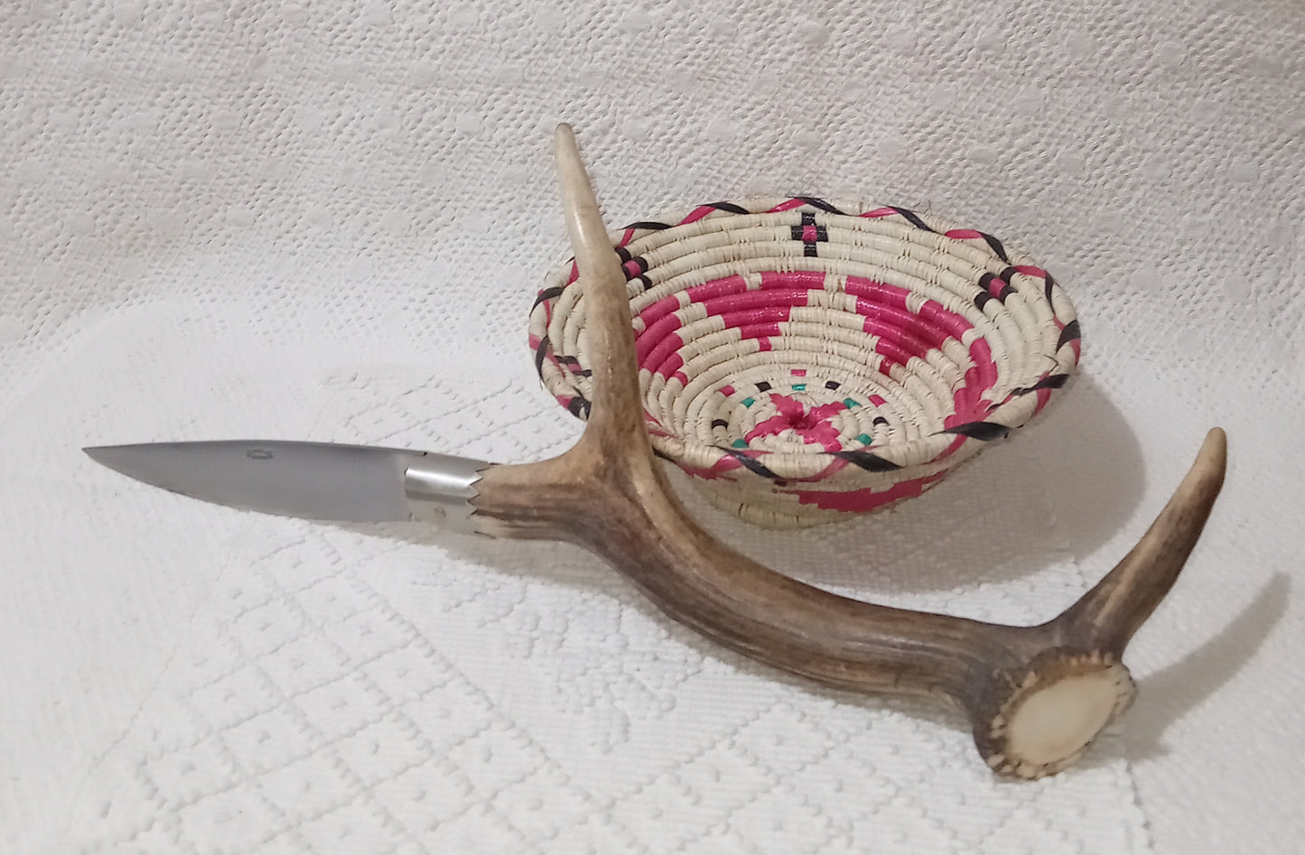 Coltello da collezione lama 16 CM impugnatura corno di cervo