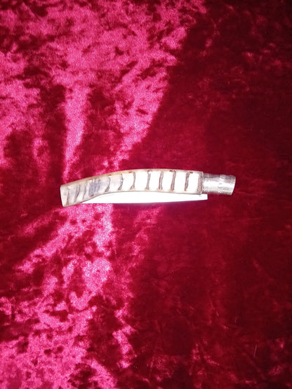 Coltello pattadese con anima ,lama 13,5 CM  ,impugnatura  in corno di muflone striato