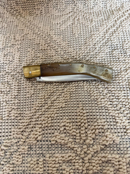Coltello pattadese con anima, lama  11,5 CM ,impugnatura in corno di mucca.