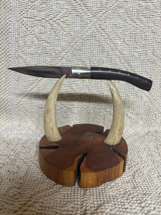 Coltello pattadese con anima, lama  11 CM ,impugnatura in legno di ebano scuro.