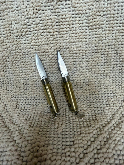 Coltellini  pattadese sardo,( portachiavi) artigianale(Bossolo) realizzato a mano, lama 5 CM