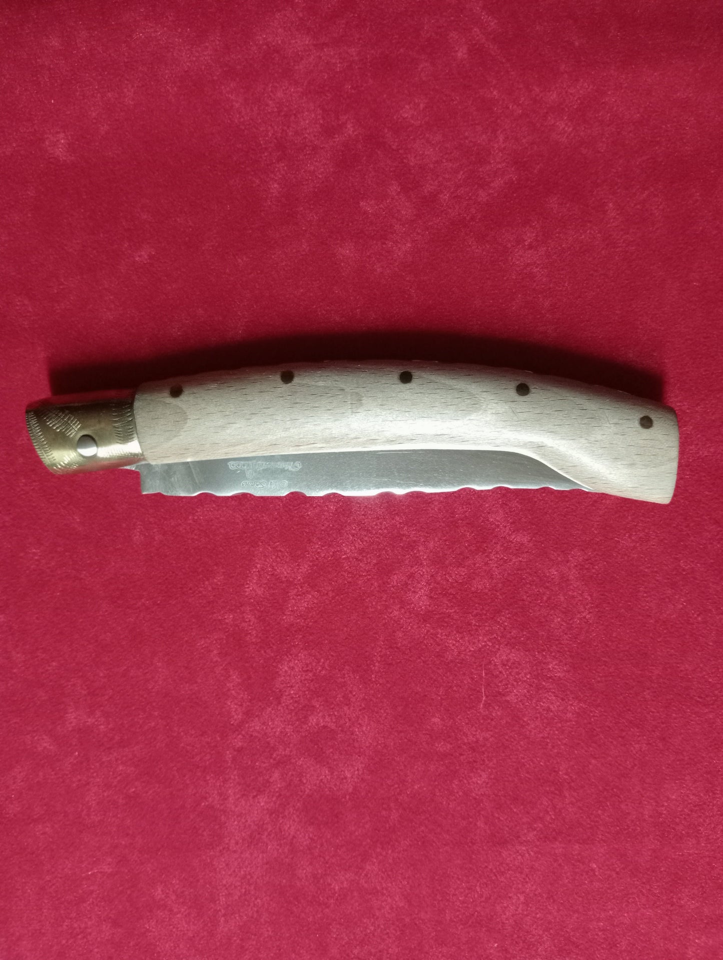 Coltello pattadese con anima decorata  lama 13 CM impugnatura in legno di faggio